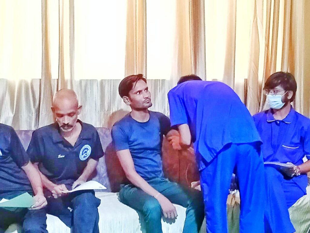 Sanchit Nasha Mukti Kendra, Medical Team