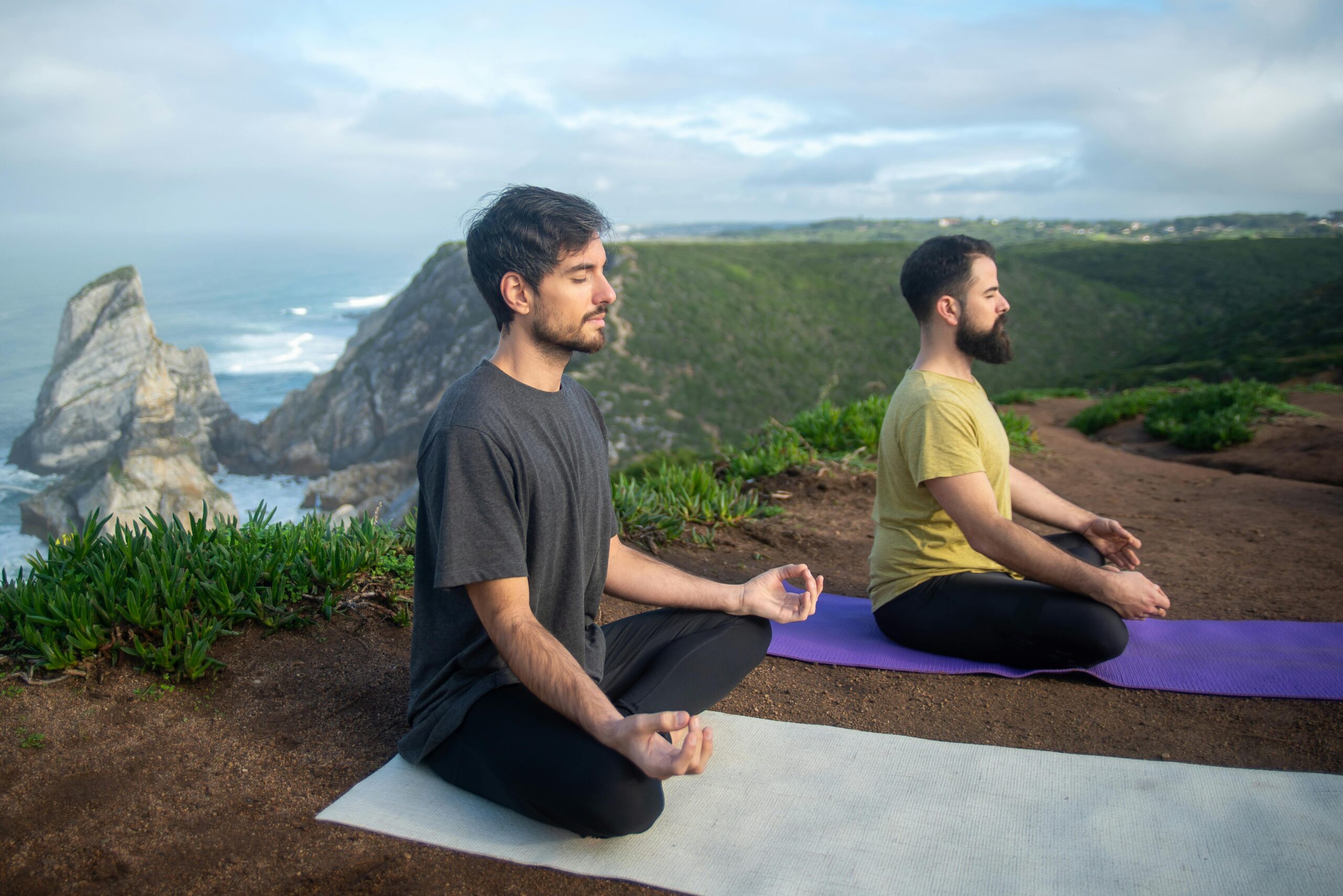 how rehab centre treat both mind and body doing meditation