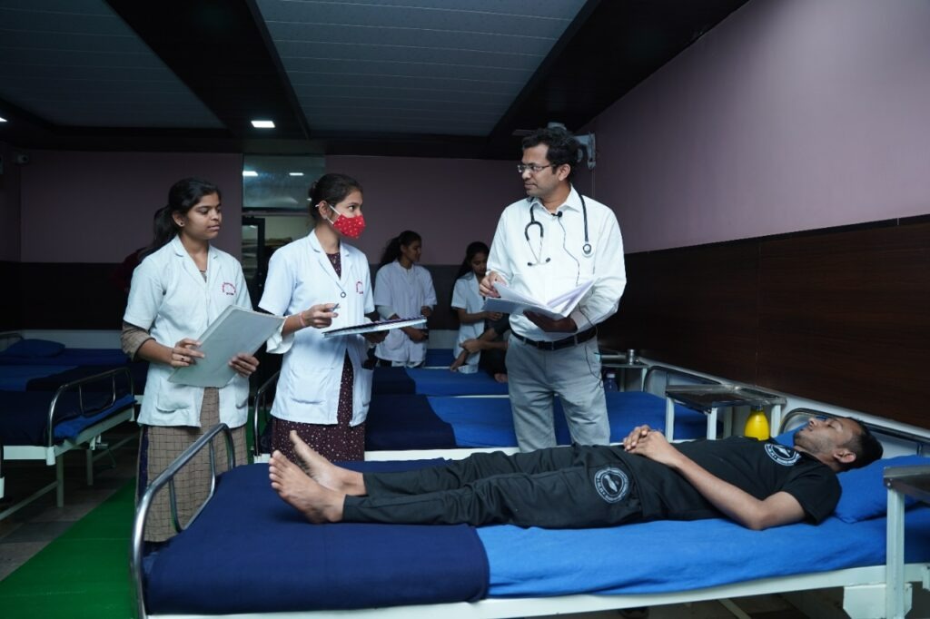 sabchit nasha mukti kendra in lucknow medical checkup